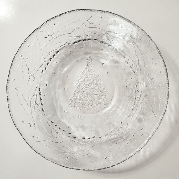 Set of 7 Vintage Arcoroc Holly Tree Tannenbaum Embossed Glass Christmas Bowls - Picture 4 of 12